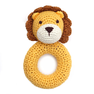 cheengo lion ring hand crocheted rattle